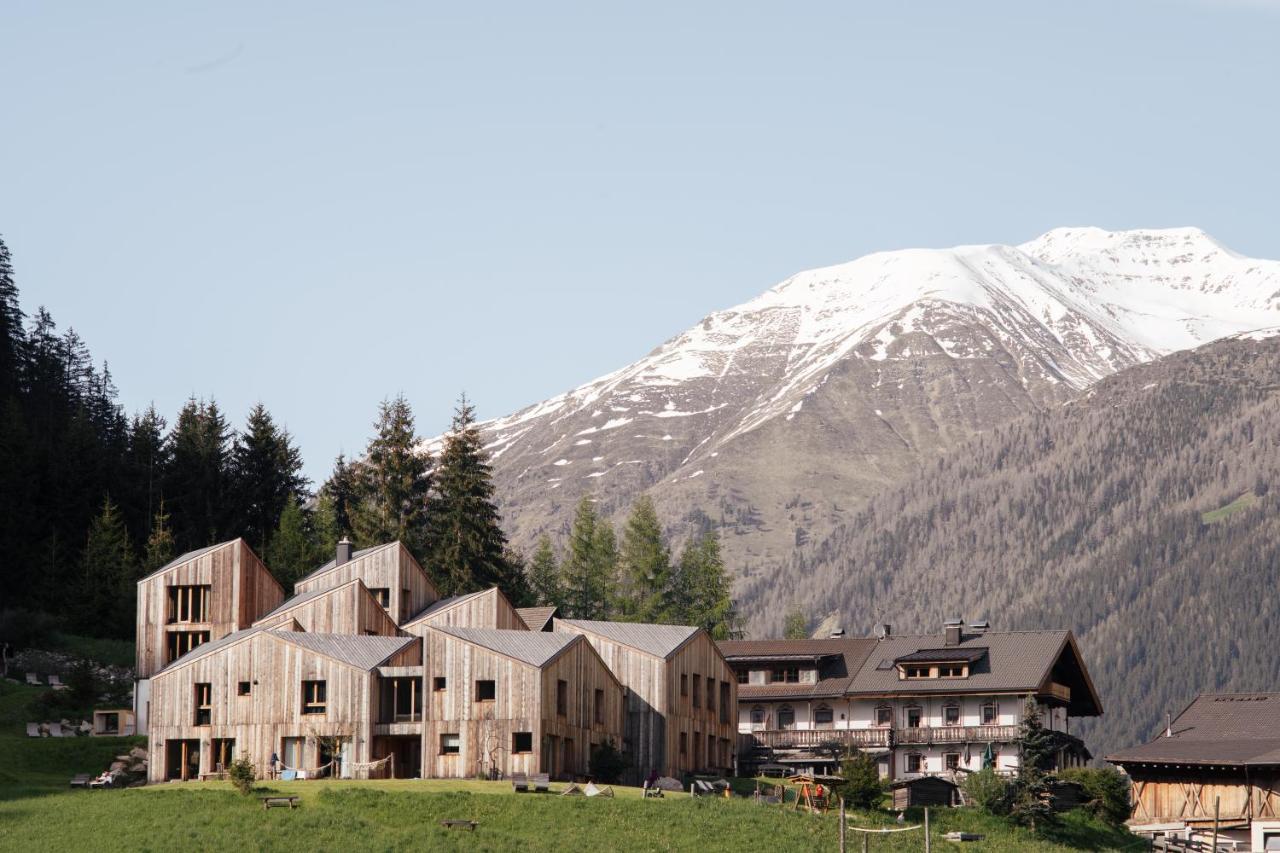 Apparthotel Bio Natur Refugium Blaslahof Santa Maddalena in Casies Extérieur photo