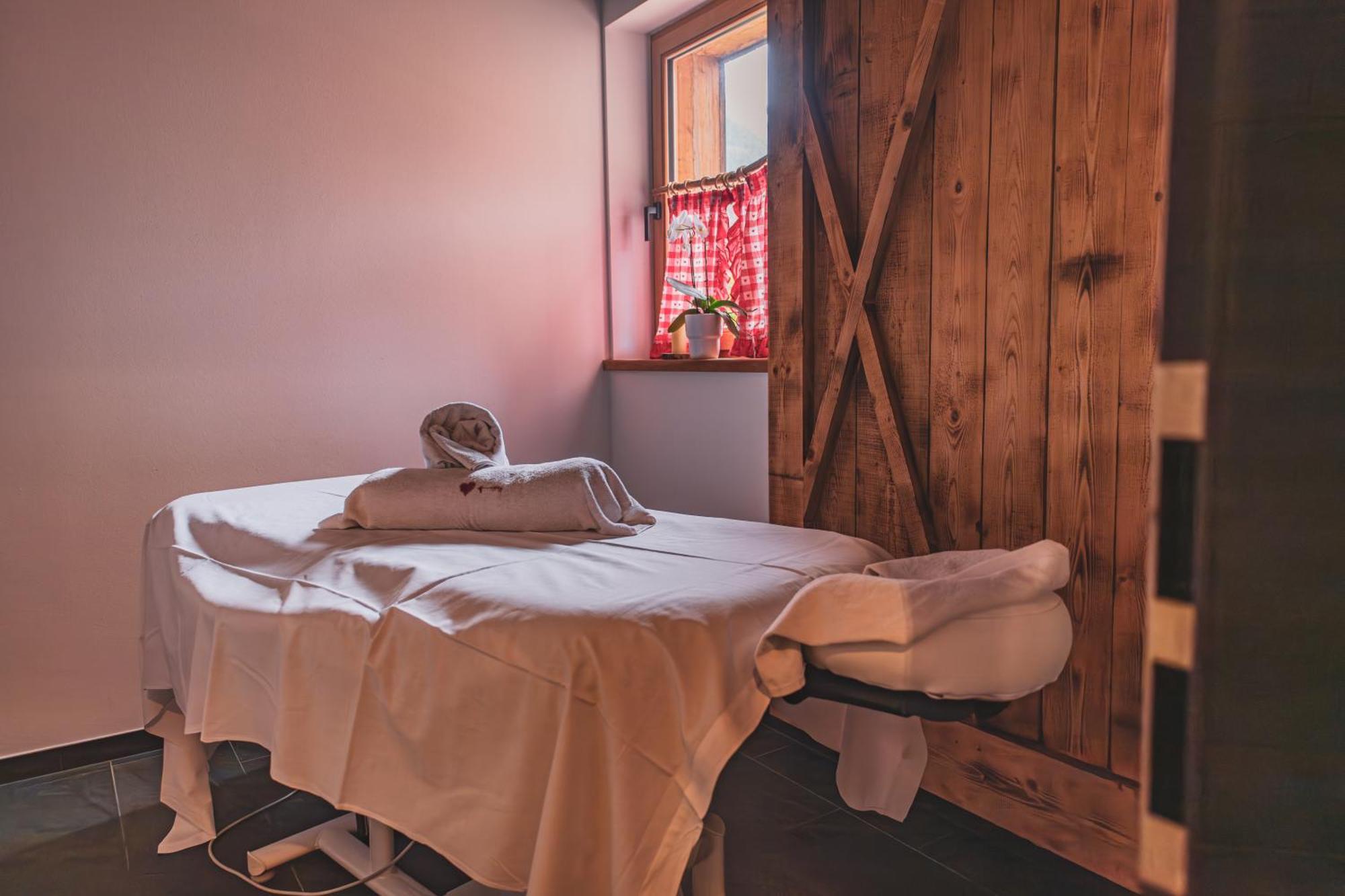Apparthotel Bio Natur Refugium Blaslahof Santa Maddalena in Casies Extérieur photo